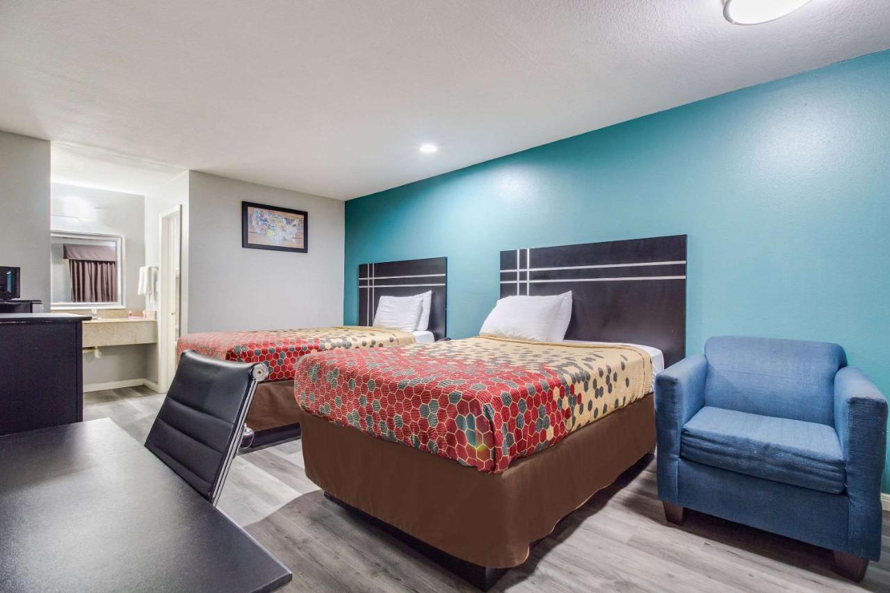 Econo Lodge Houston Brookhollow Экстерьер фото
