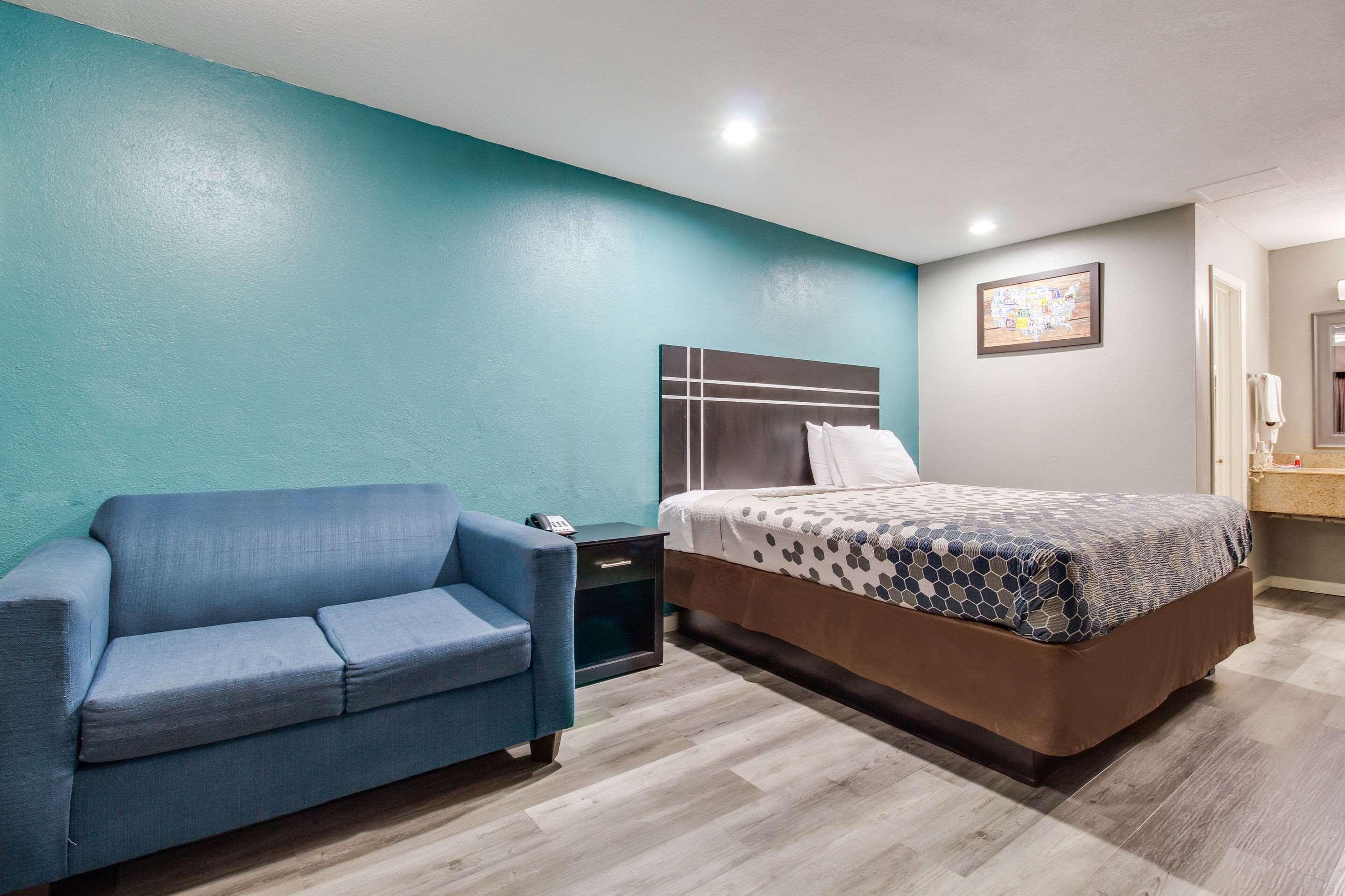Econo Lodge Houston Brookhollow Экстерьер фото