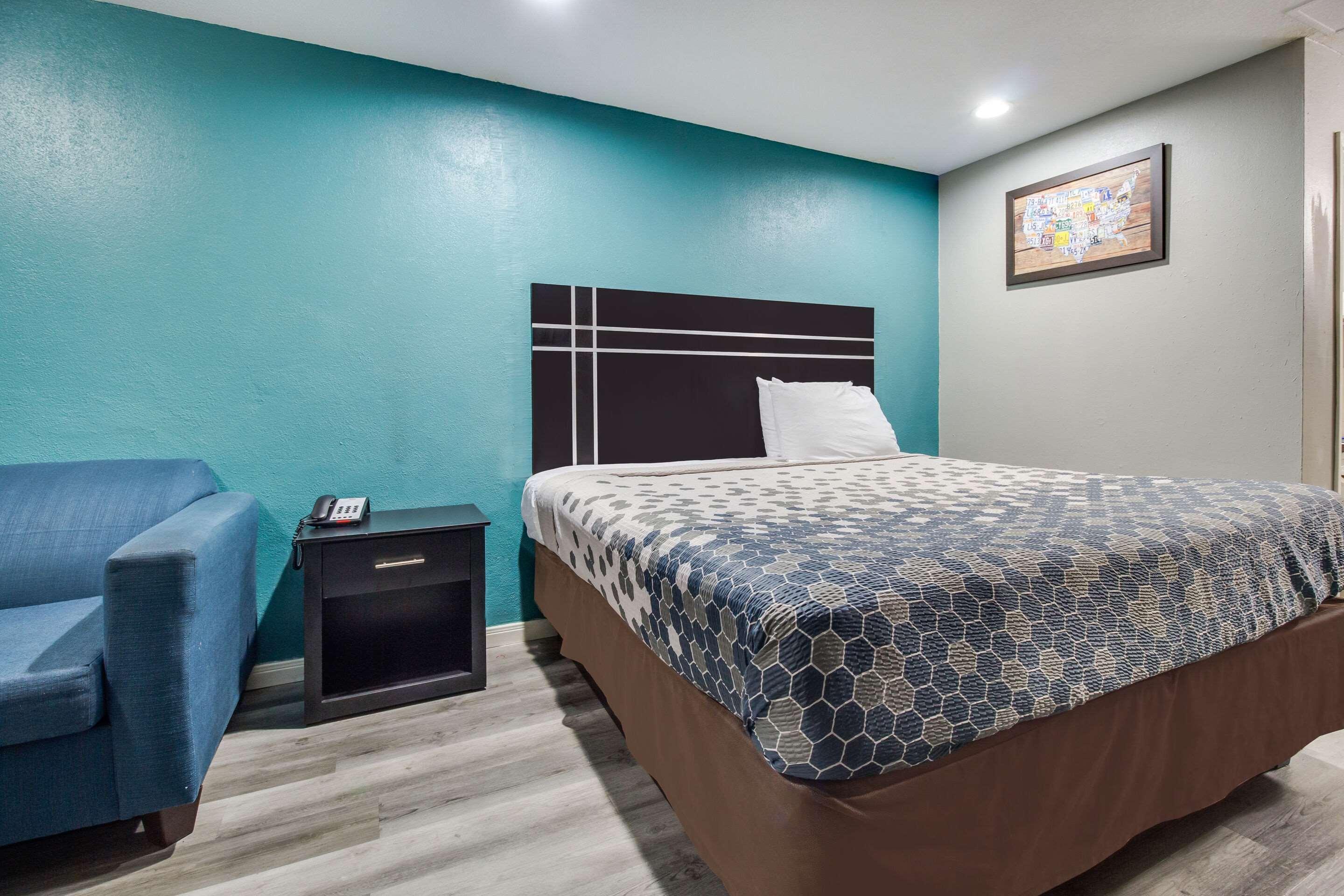 Econo Lodge Houston Brookhollow Экстерьер фото