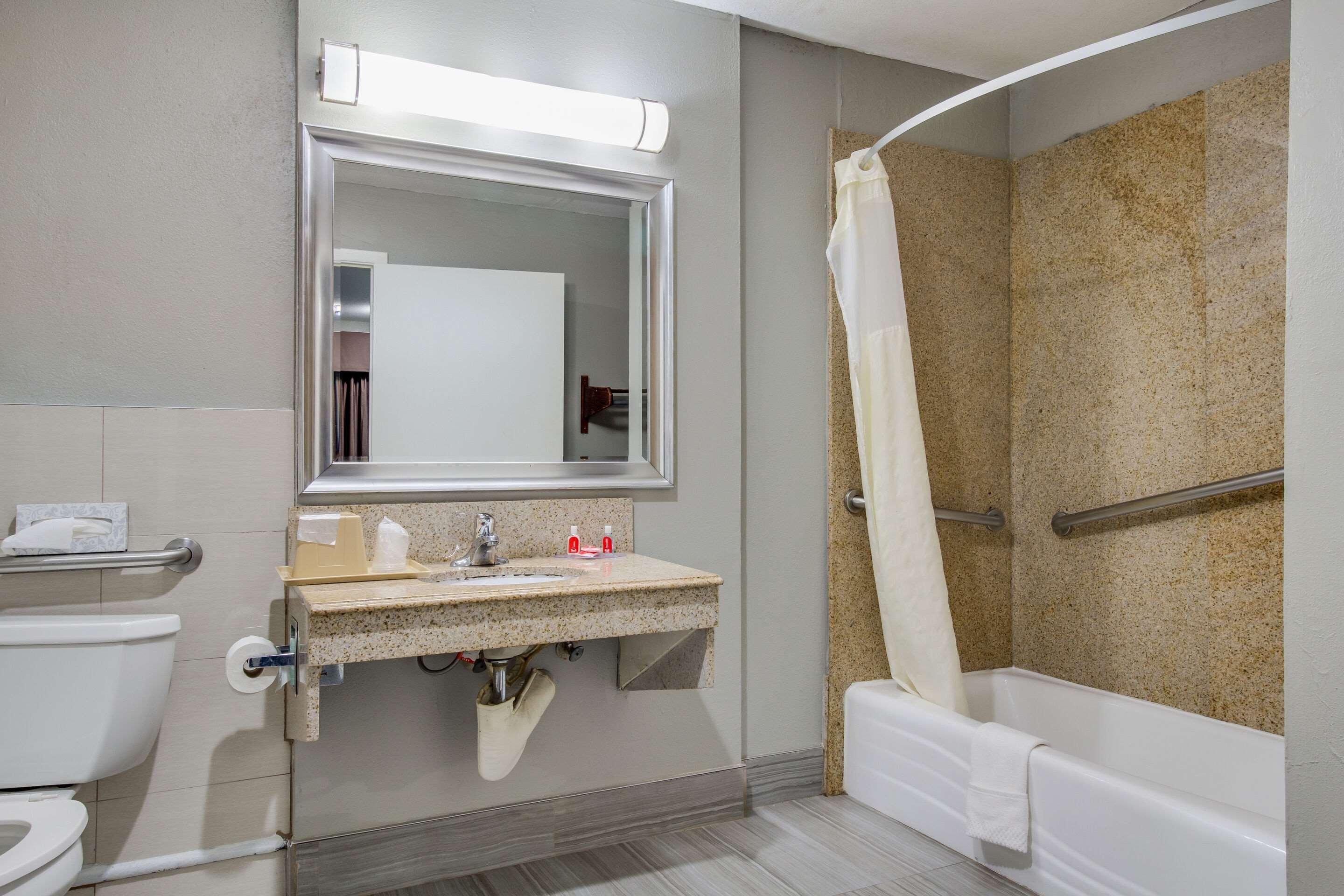 Econo Lodge Houston Brookhollow Экстерьер фото