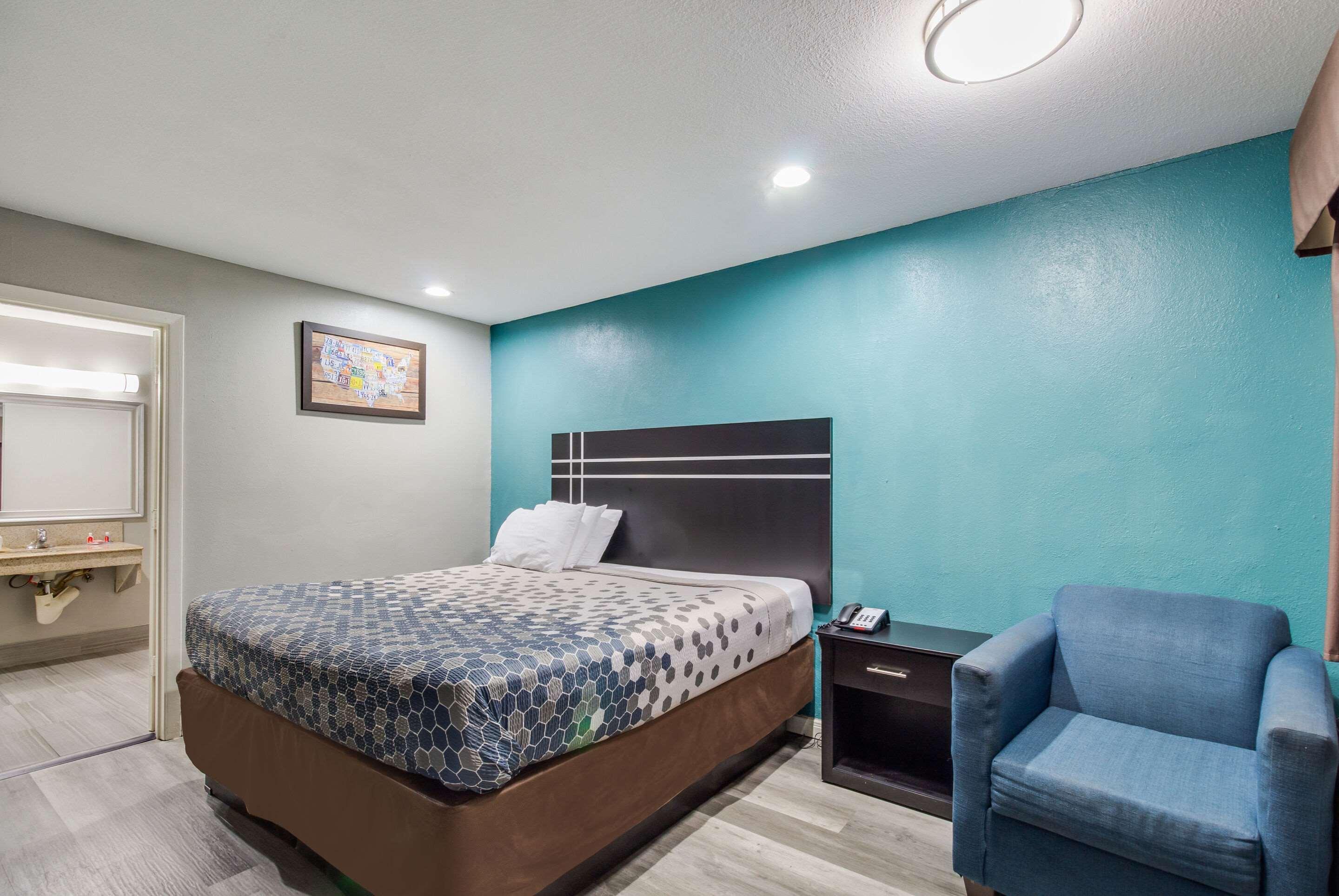 Econo Lodge Houston Brookhollow Экстерьер фото