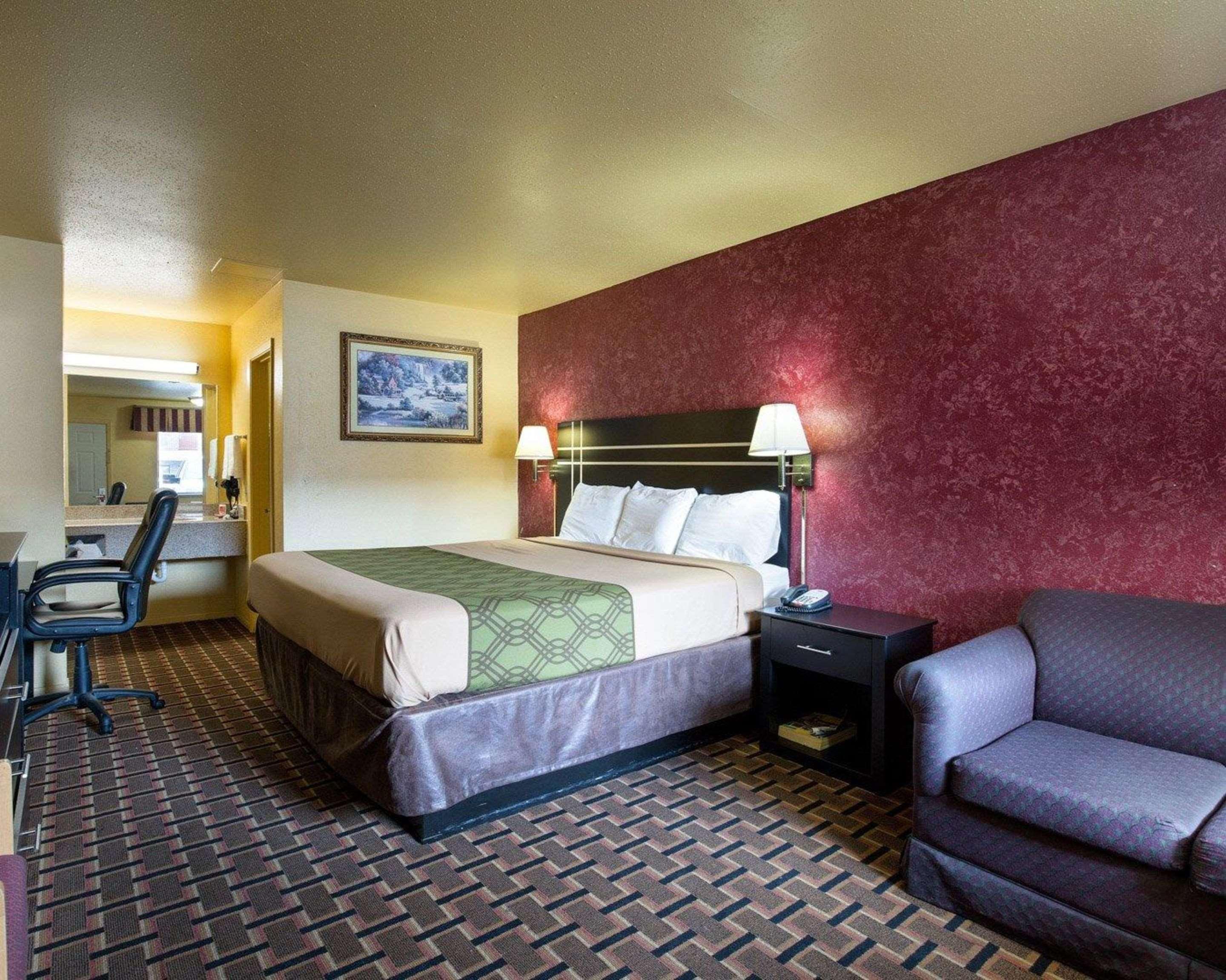 Econo Lodge Houston Brookhollow Экстерьер фото