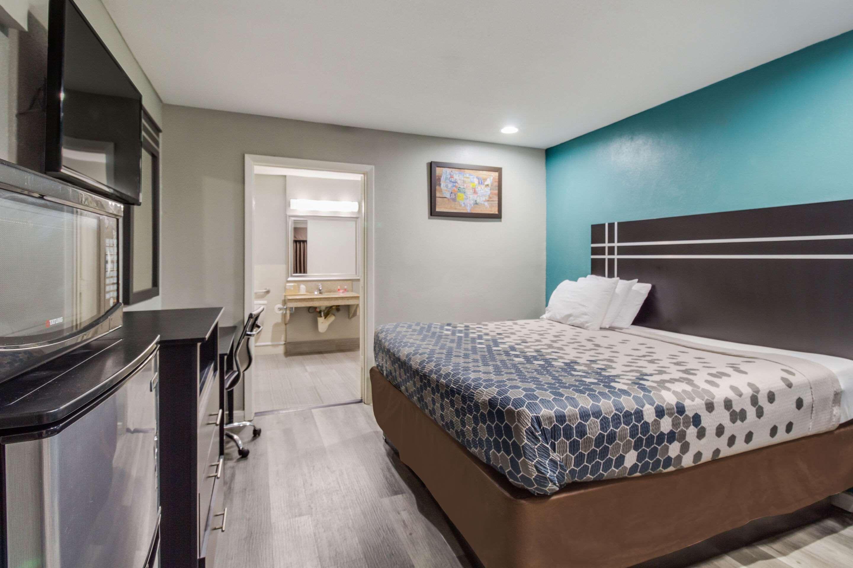 Econo Lodge Houston Brookhollow Экстерьер фото