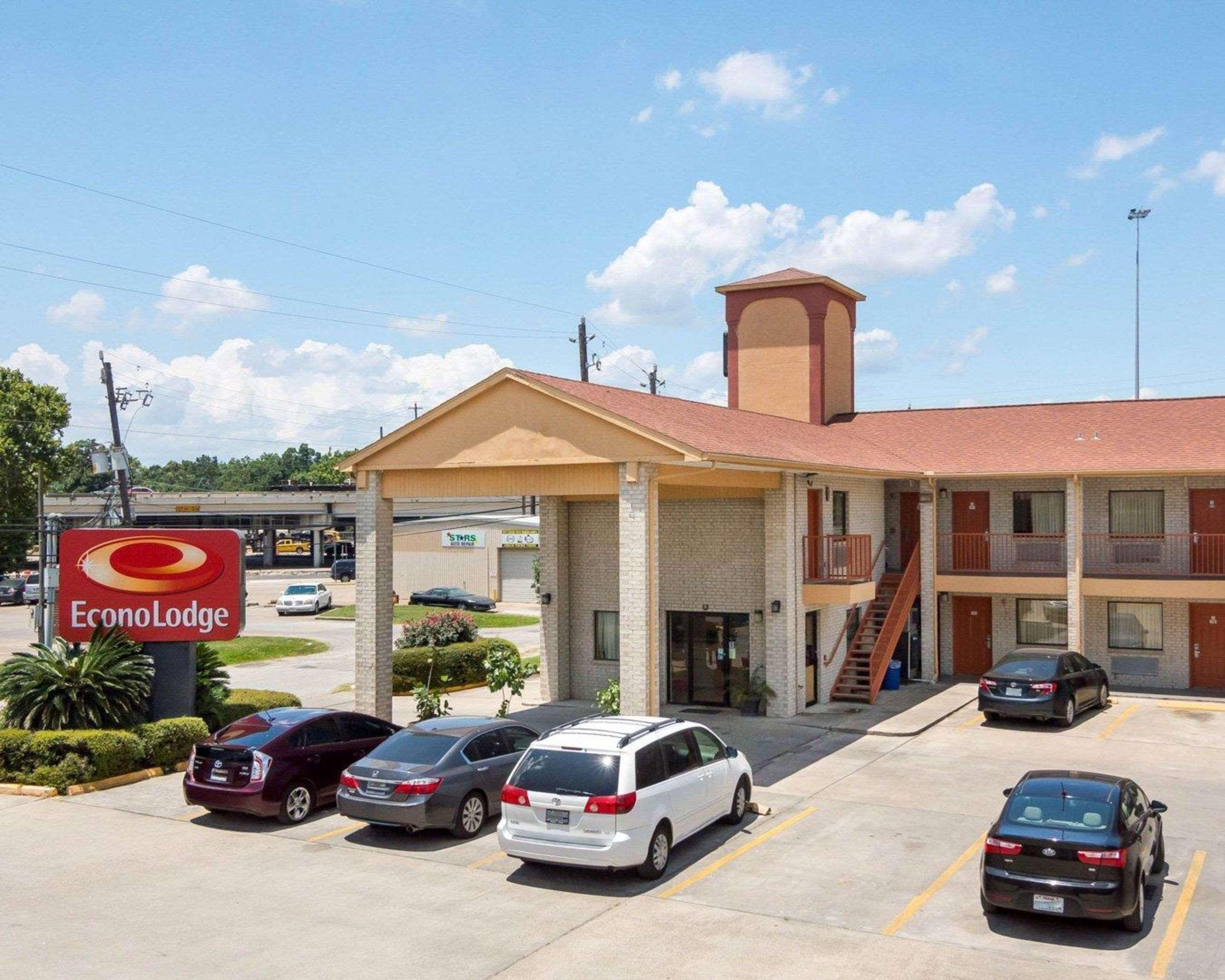 Econo Lodge Houston Brookhollow Экстерьер фото