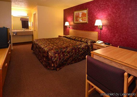 Econo Lodge Houston Brookhollow Номер фото