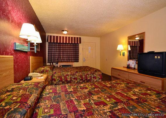Econo Lodge Houston Brookhollow Номер фото
